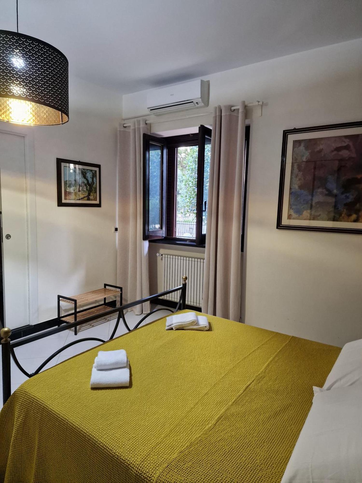 Mediterraneo B&B Montalbano  Exterior photo